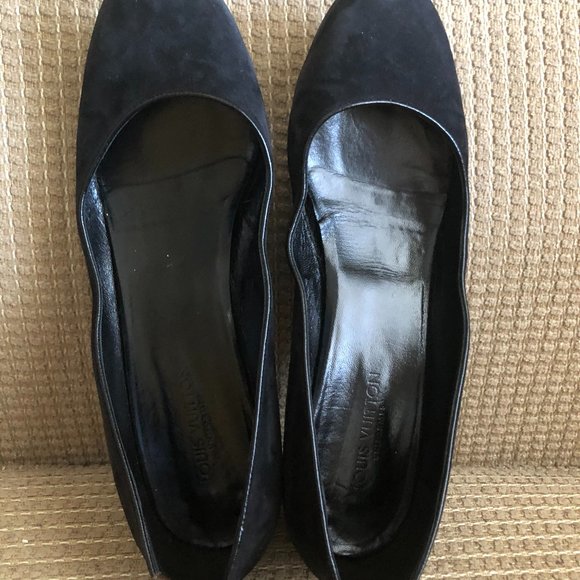 Louis Vuitton Uniformes Black Suede Revival Round - Picture 14 of 14